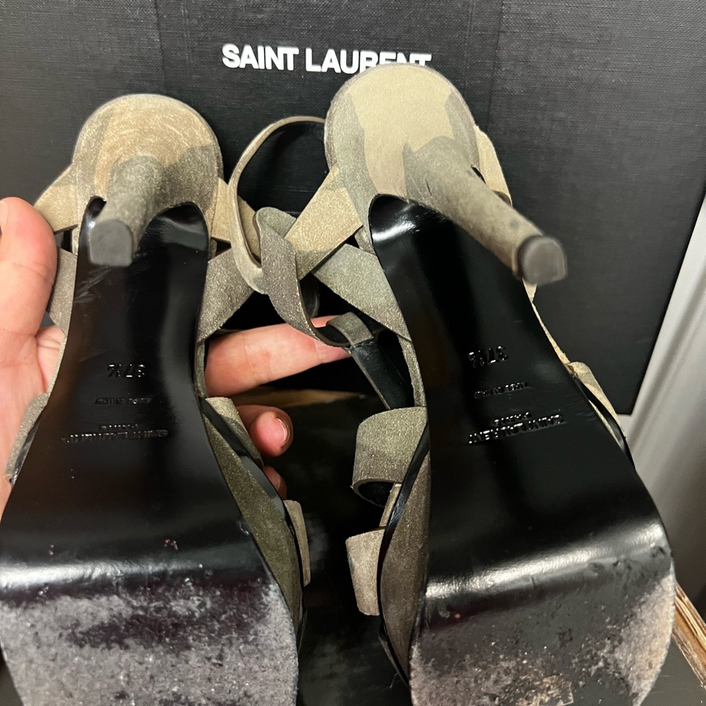 AMAZING army camo YSL heel
